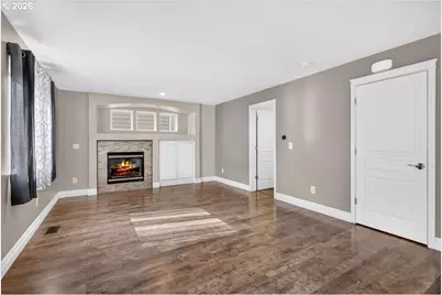 881 N 28th Ave, Cornelius, OR 97113 - Photo 18