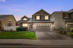 881 N 28th Ave, Cornelius, OR 97113 - Photo 2