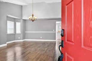 881 N 28th Ave, Cornelius, OR 97113 - Photo 6