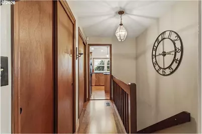 1962 SW 27th Dr, Gresham, OR 97080 - Photo 10