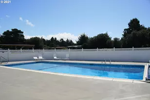 1600 Rhododendron Dr, Florence, OR 97439 - Photo 18