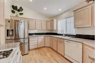 14452 SE Territory Dr, Clackamas, OR 97015 - Photo 6