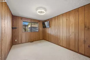 21858 SW Regal Ct, Beaverton, OR 97003 - Photo 16