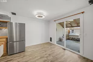 21858 SW Regal Ct, Beaverton, OR 97003 - Photo 12