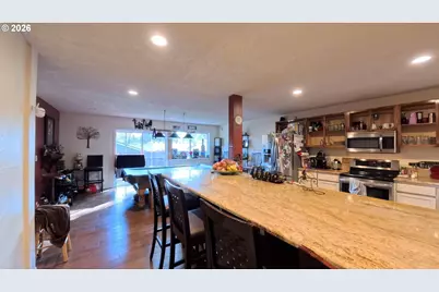 908 Browning Ave S, Salem, OR 97302 - Photo 10