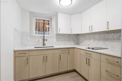 437 NE Fargo St, Portland, OR 97212 - Photo 16