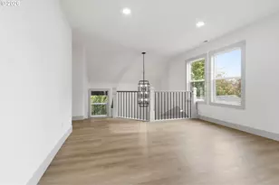 437 NE Fargo St, Portland, OR 97212 - Photo 10