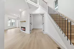 437 NE Fargo St, Portland, OR 97212 - Photo 2