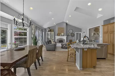 8 Onadoone Ct, Florence, OR 97439 - Photo 12