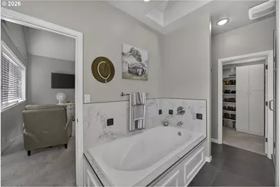 8 Onadoone Ct, Florence, OR 97439 - Photo 16
