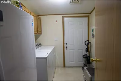 313 12th St #11, La Grande, OR 97850 - Photo 10