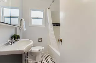 6405 SW Radcliffe St, Portland, OR 97219 - Photo 12