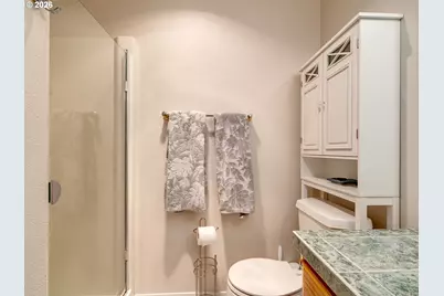 2083 NW Willamette Dr, McMinnville, OR 97128 - Photo 24