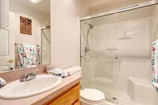 2083 NW Willamette Dr, McMinnville, OR 97128 - Photo 16