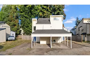 220 SE 28th Ave, Hillsboro, OR 97123 - Photo 2