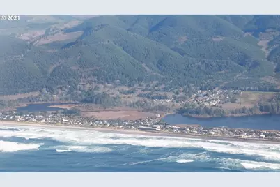 Necarney, Rockaway Beach, OR 97136 - Photo 14