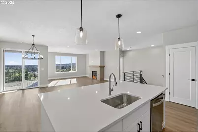 12130 SW Turnagain Dr, Tigard, OR 97224 - Photo 8