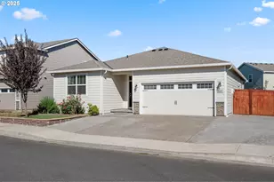 9203 NE 165th Ave, Vancouver, WA 98682 - Photo 2