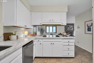 4404 NE 129th Pl, Portland, OR 97230 - Photo 20