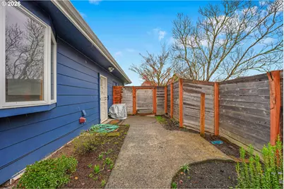 4404 NE 129th Pl, Portland, OR 97230 - Photo 40