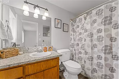 468 Merlee Cir, Eagle Point, OR 97524 - Photo 16