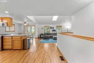 1064 Ashwood Ct SE, Salem, OR 97302 - Photo 10