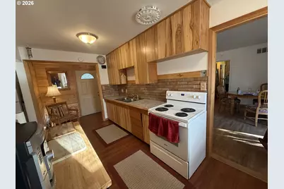 360 N 13th Ave, Elgin, OR 97827 - Photo 16