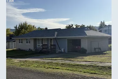 360 N 13th Ave, Elgin, OR 97827 - Photo 2