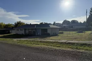 360 N 13th Ave, Elgin, OR 97827 - Photo 36