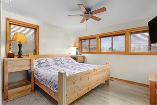 605 Deerwood Ct, Winston, OR 97496 - Photo 16