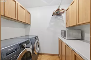 1894 W 27th Pl, Eugene, OR 97405 - Photo 28
