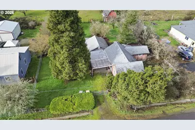 1182 43rd Ave, Sweet Home, OR 97386 - Photo 2