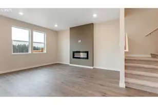 17187 SE Maple Hill Ln, Happy Valley, OR 97086 - Photo 4