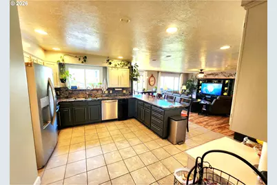 120 Hammel Rd, Eagle Point, OR 97524 - Photo 12