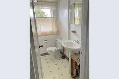 538 Kensington Ave, Astoria, OR 97103 - Photo 16