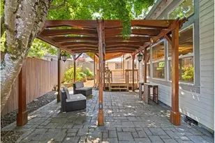 2014 NE 164th Pl, Portland, OR 97230 - Photo 40