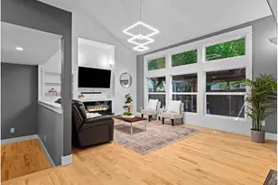 2014 NE 164th Pl, Portland, OR 97230 - Photo 6
