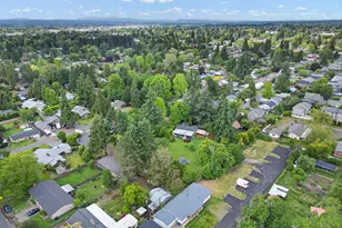 1295 Betty Ln, Eugene, OR 97404 - Photo 34