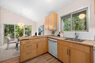 1053 Northshore Pl, Lake Oswego, OR 97034 - Photo 14