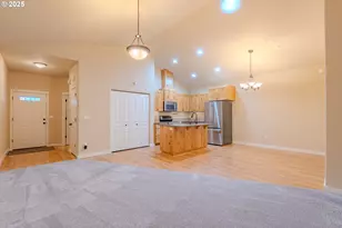 185 N 43rd Pl, Ridgefield, WA 98642 - Photo 6