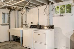 7206 SW 3rd Ave, Portland, OR 97219 - Photo 28