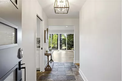 10770 SW Butner Rd, Portland, OR 97225 - Photo 2