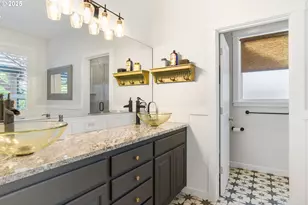 909 NW 22nd Ave, Camas, WA 98607 - Photo 28