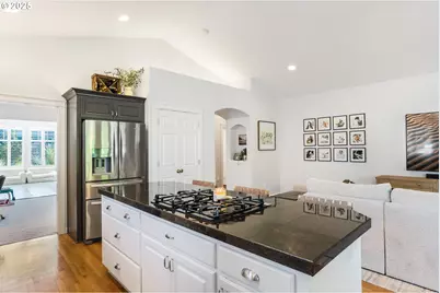 909 NW 22nd Ave, Camas, WA 98607 - Photo 16