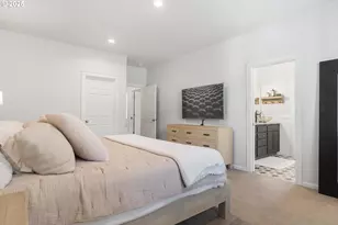 909 NW 22nd Ave, Camas, WA 98607 - Photo 24