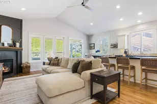 909 NW 22nd Ave, Camas, WA 98607 - Photo 12