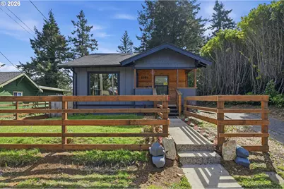 1391 Central Ave, Coos Bay, OR 97420 - Photo 1