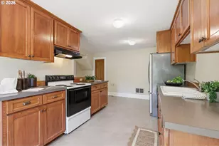 1617 Birch St, Forest Grove, OR 97116 - Photo 16
