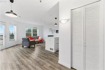 303 NW Uptown Ter #2B, Portland, OR 97210 - Photo 20