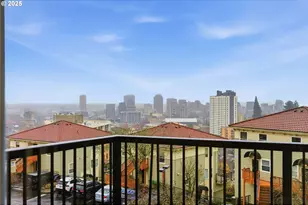 303 NW Uptown Terrace, Portland, OR 97210 - Photo 2